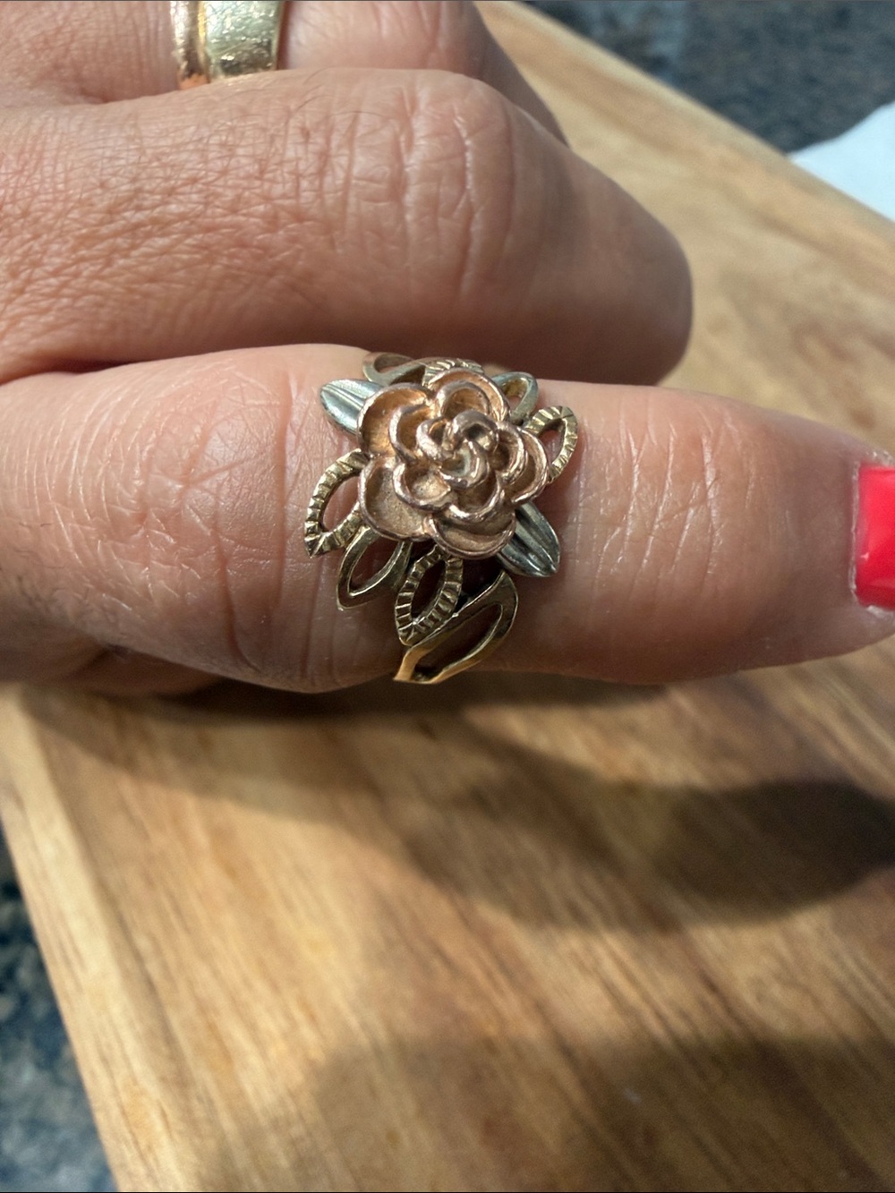 Floral Rose 10k Gold Statement Ring size 7 - Picture 4 of 4